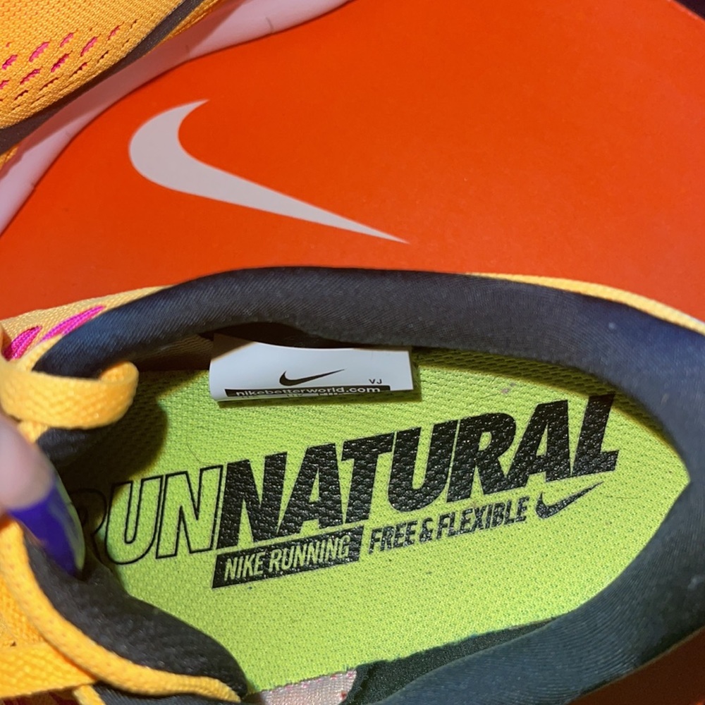 Womens Nike Free Run - Picture 3 of 4